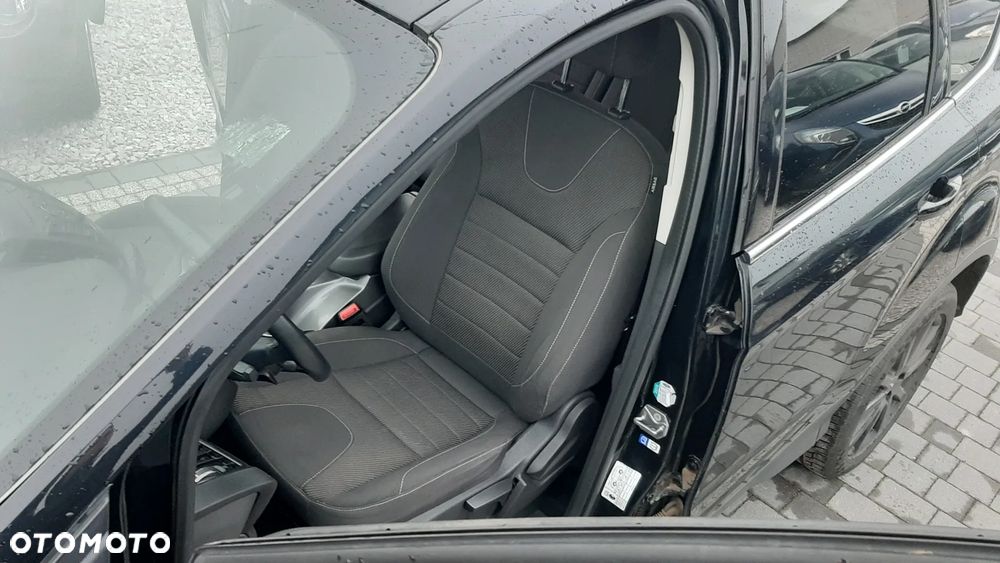 Ford Kuga - 9