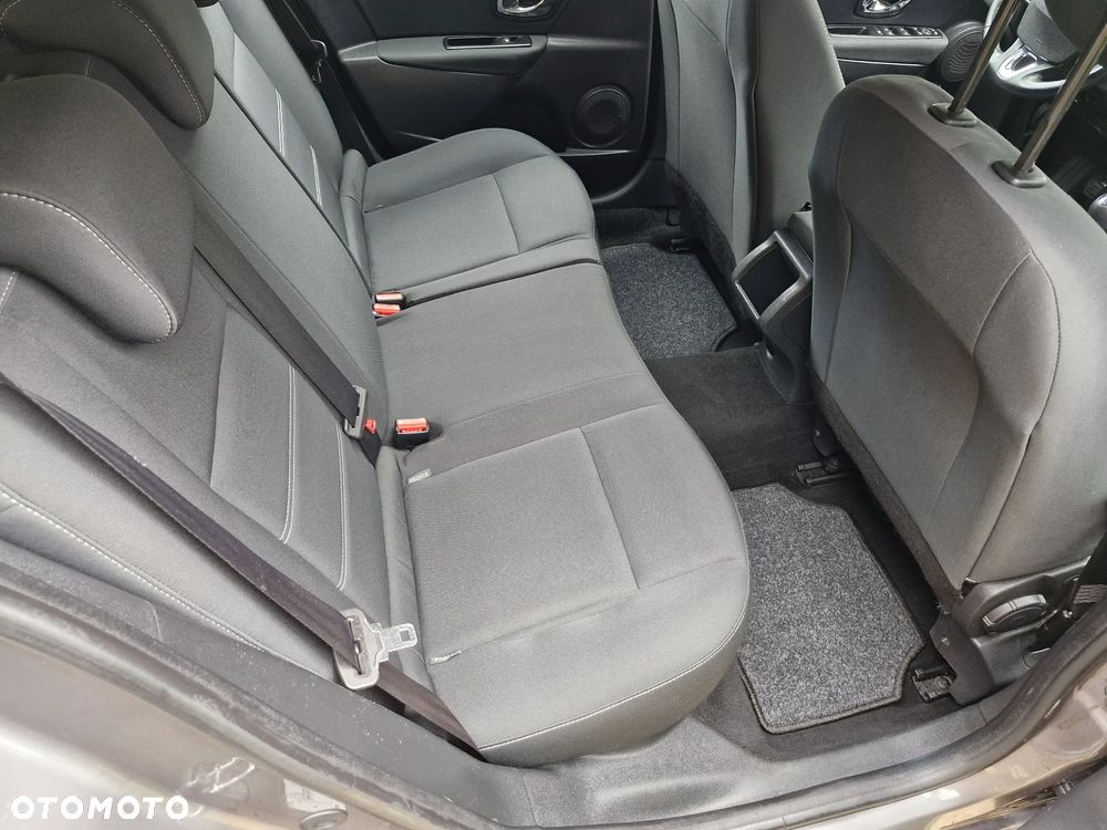 Renault Megane 1.6 16V 110 Paris - 9