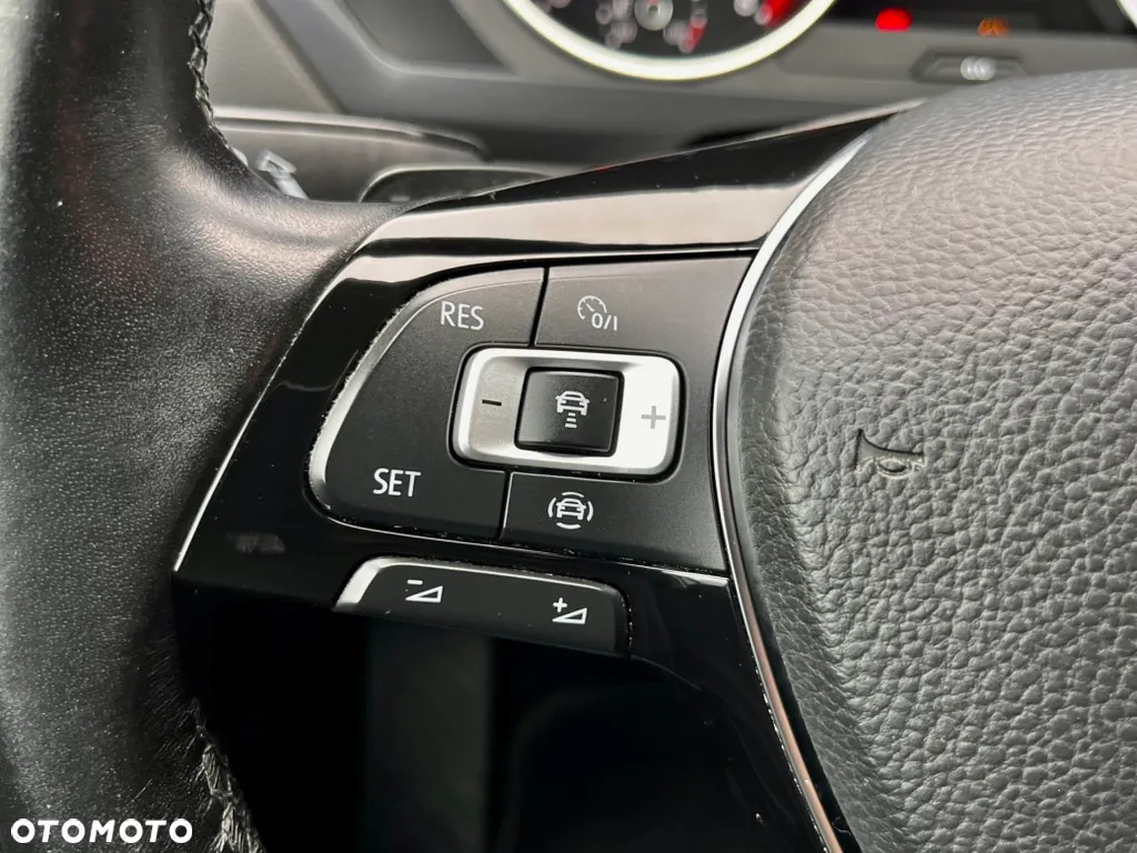 Volkswagen Tiguan Allspace 1.5 TSI EVO Comfortline DSG - 33