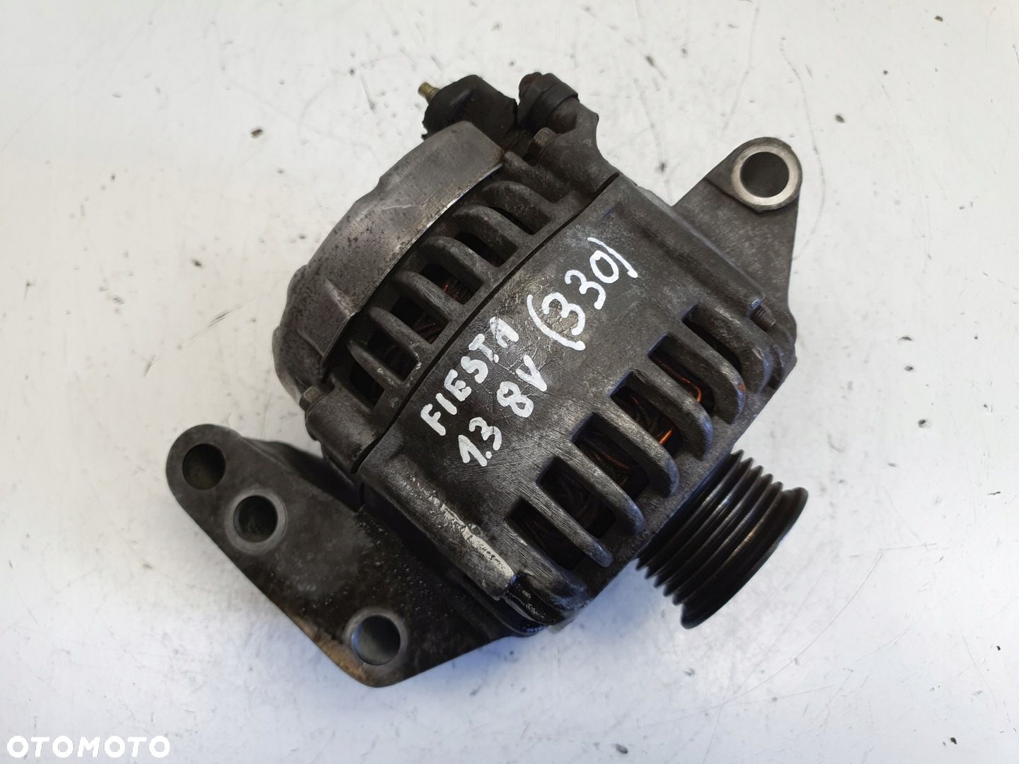 Ford Fiesta V 1.3 8V ALTERNATOR visteon - 1