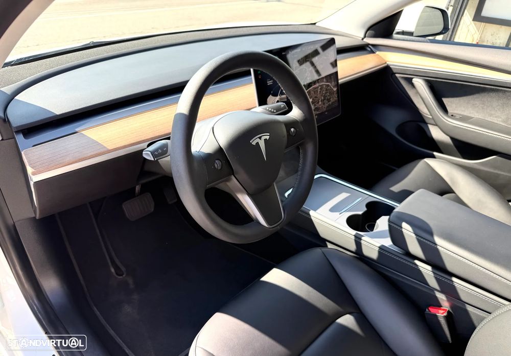 Tesla Model 3 Tração Traseira - 35