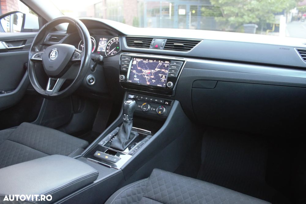 Skoda Superb 2.0 TDI DSG 4X4 Ambition - 8