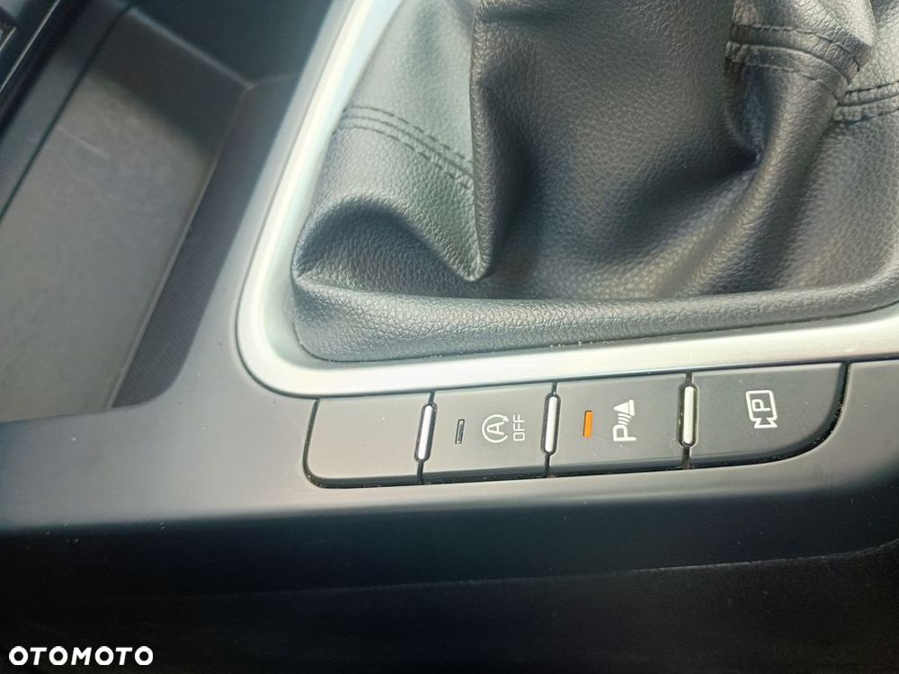 Kia Ceed - 18