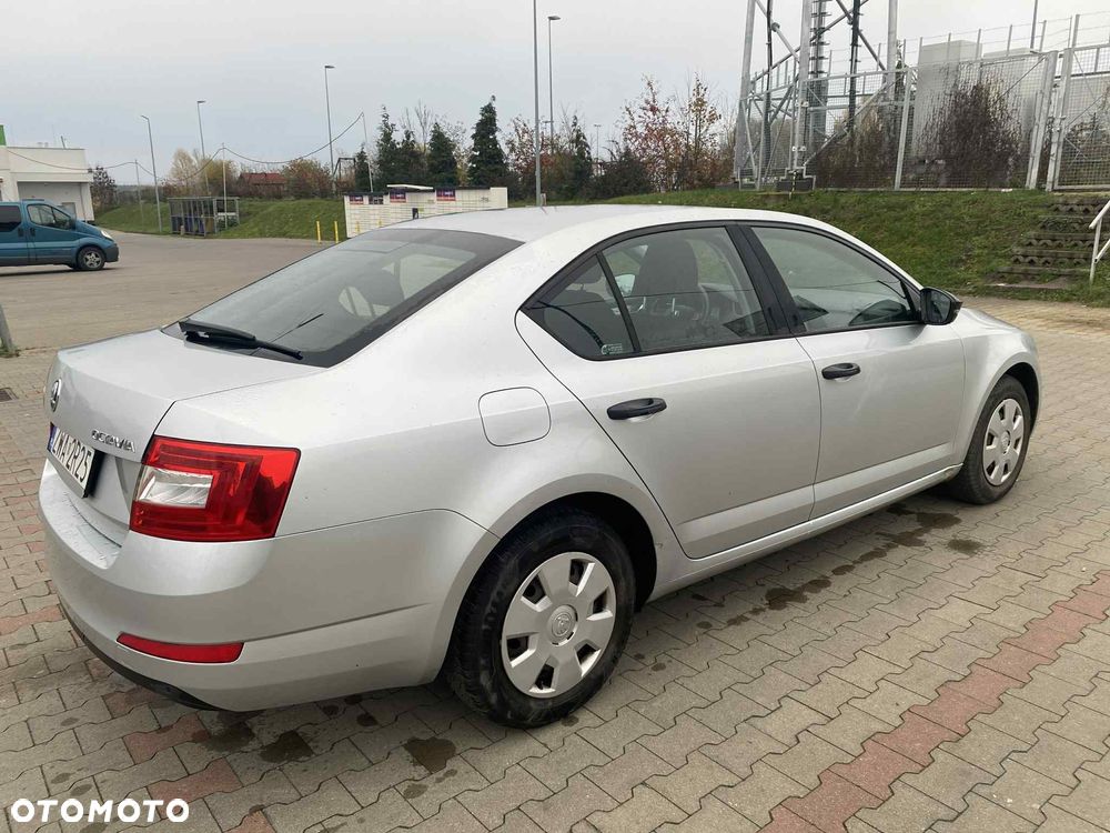Skoda Octavia 1.6 TDI Active - 8