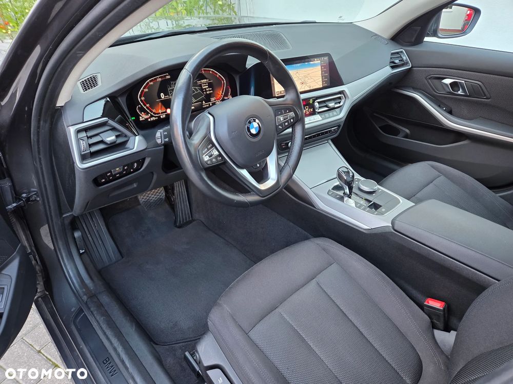 BMW Seria 3 318d Advantage - 8