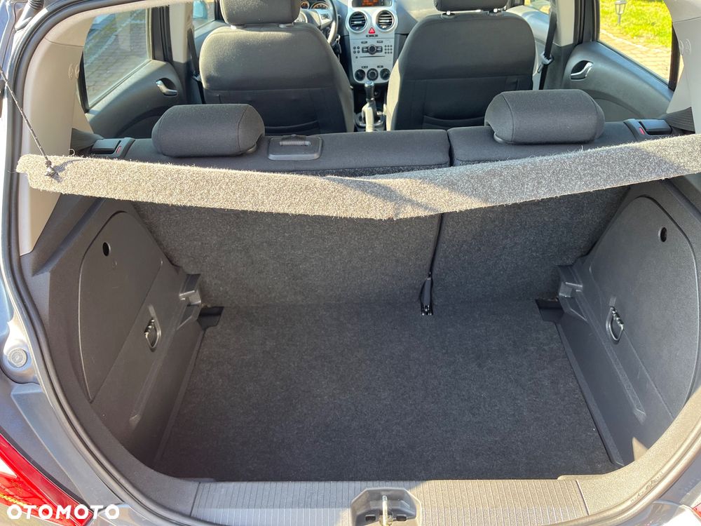 Opel Corsa 1.2 16V Enjoy - 10