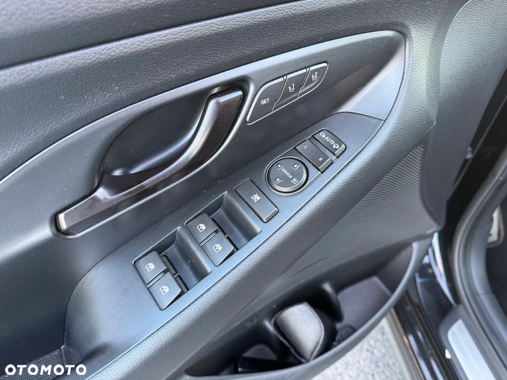 Hyundai i30 N 2.0 T-GDI Performance - 26