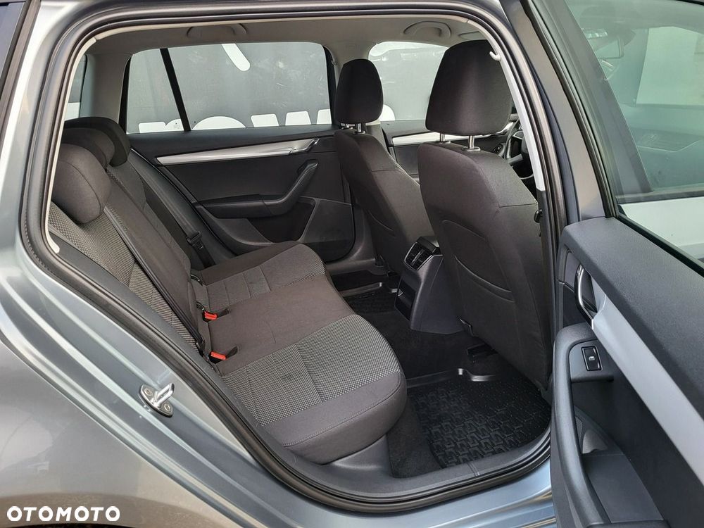 Skoda Octavia - 12