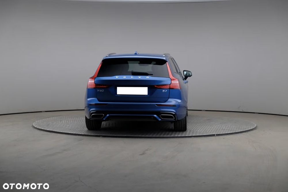 Volvo V60 B4 D R-Design - 28