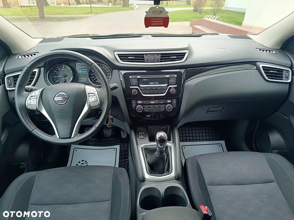 Nissan Qashqai 1.2 DIG-T Visia - 28