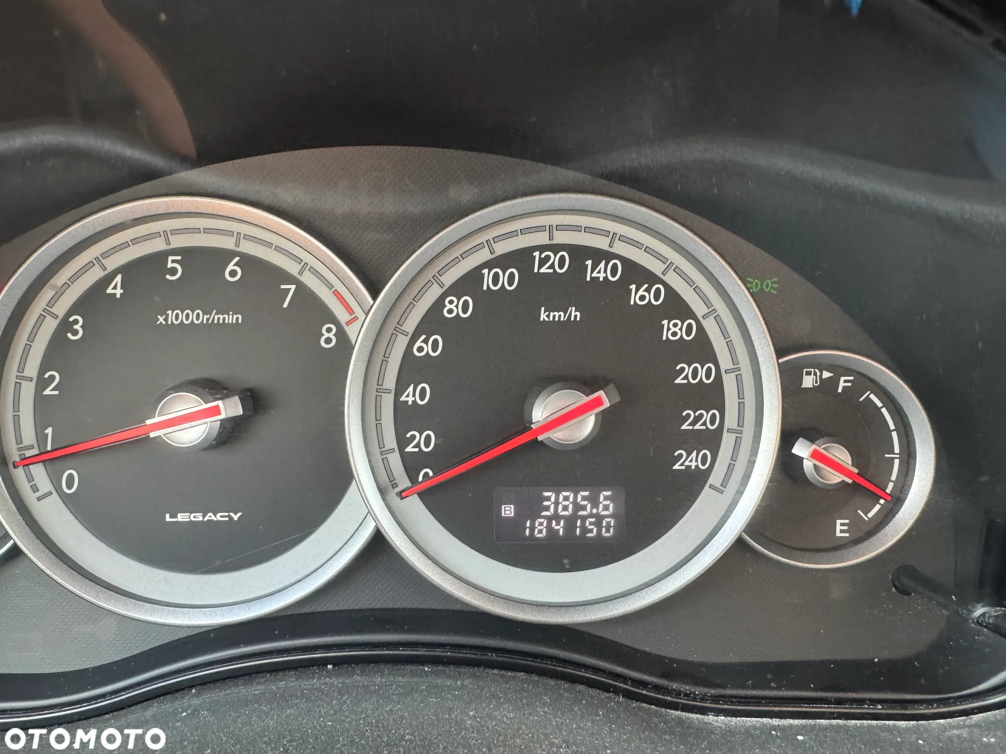 Subaru Legacy - 8