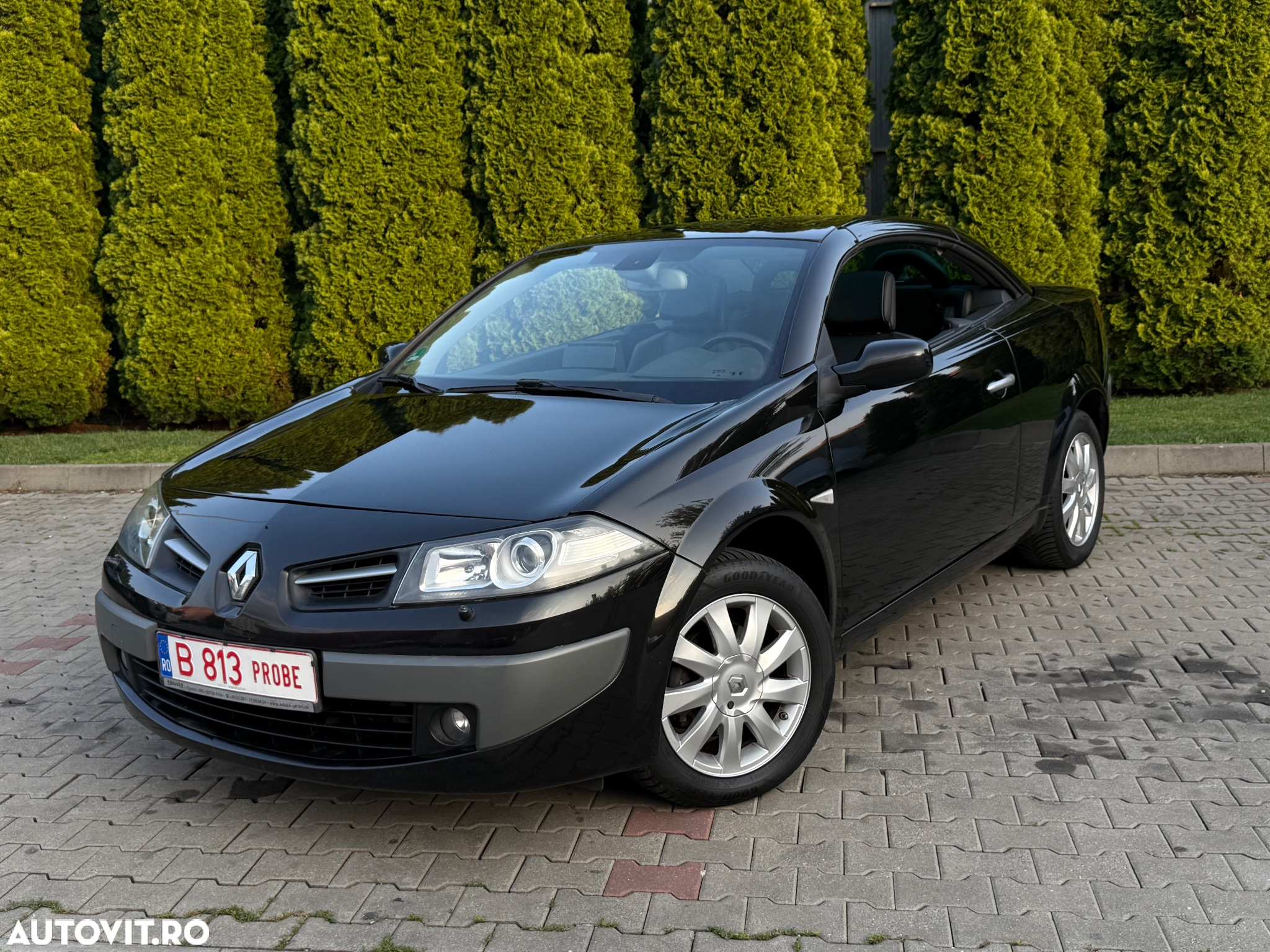 Renault Megane 2.0 dCi Coupe-Cabriolet Privilege - 3