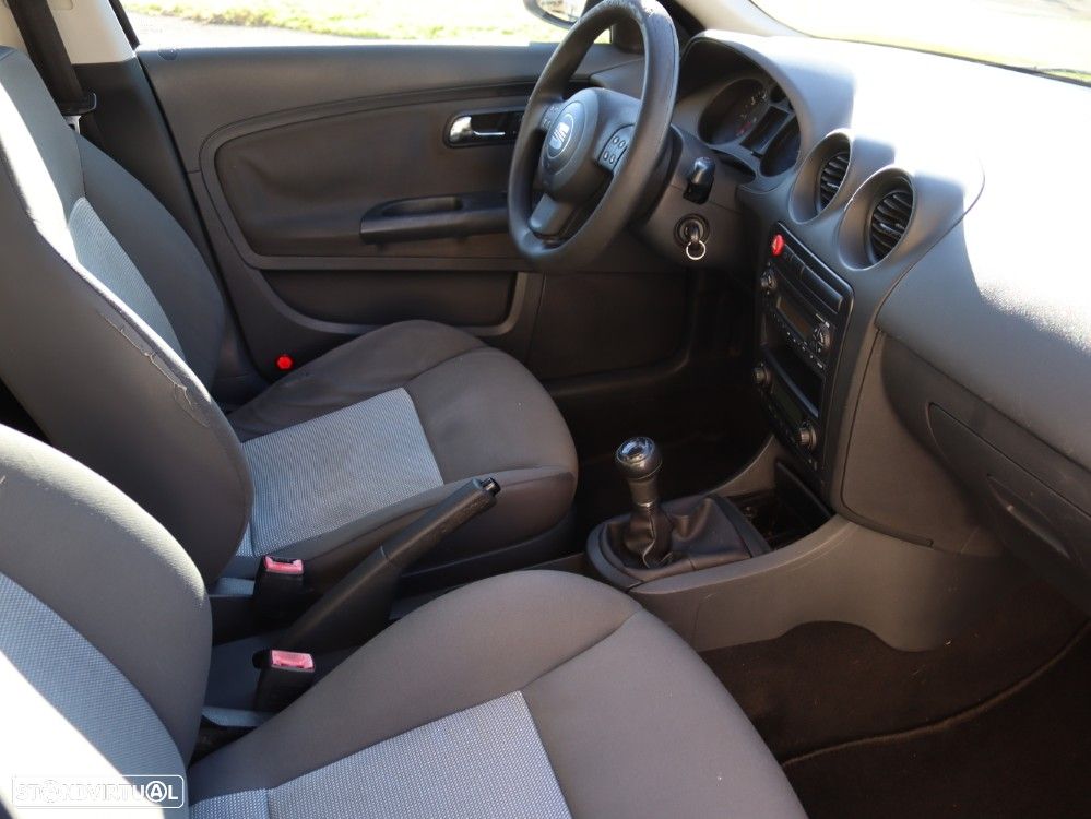 SEAT Ibiza 1.2 12V Reference - 13
