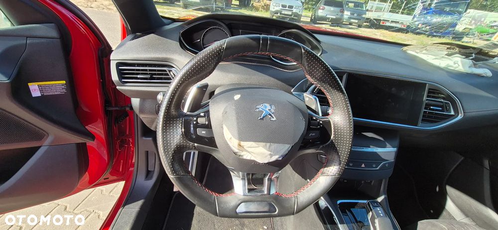 Peugeot 308 1.2 PureTech GPF GT Pack S&S EAT8 - 28