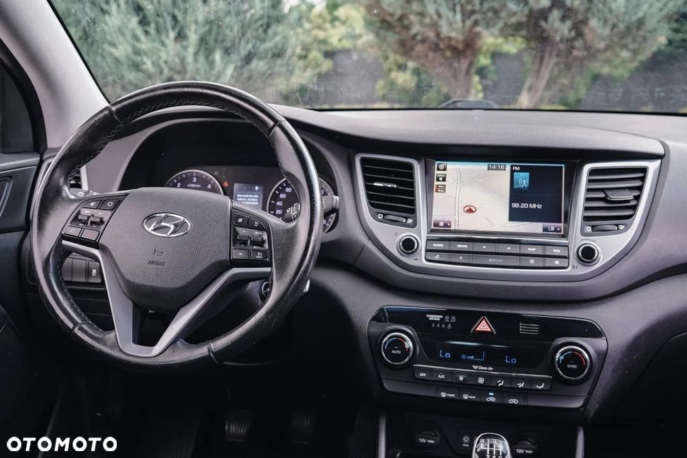 Hyundai Tucson blue 1.7 CRDi 2WD Intro Edition - 19