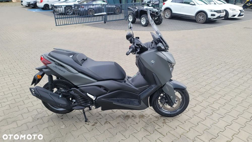 Yamaha X-max - 5