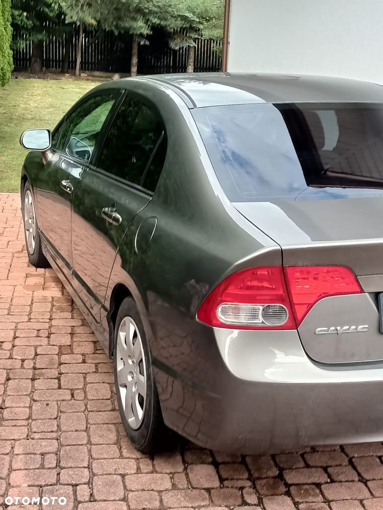 Honda Civic 1.8i-VTEC Comfort - 4