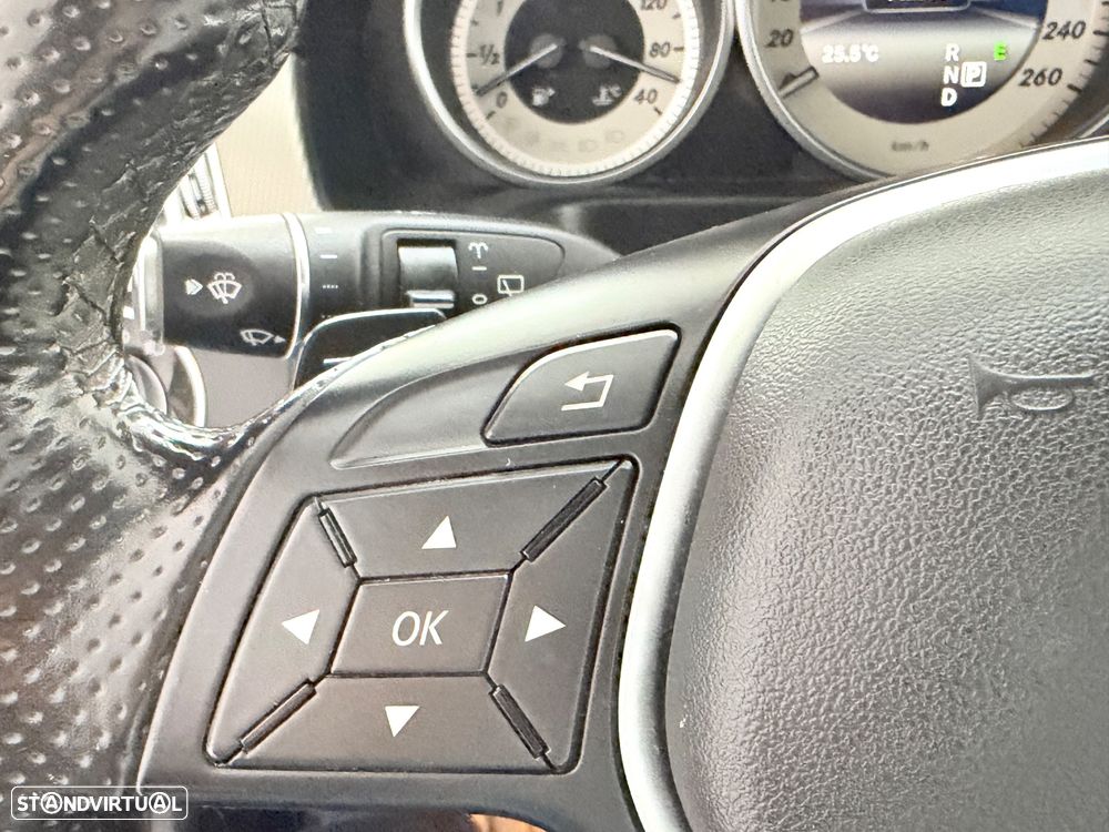 Mercedes-Benz E 220 CDi Avantgarde BE Auto.140g - 20