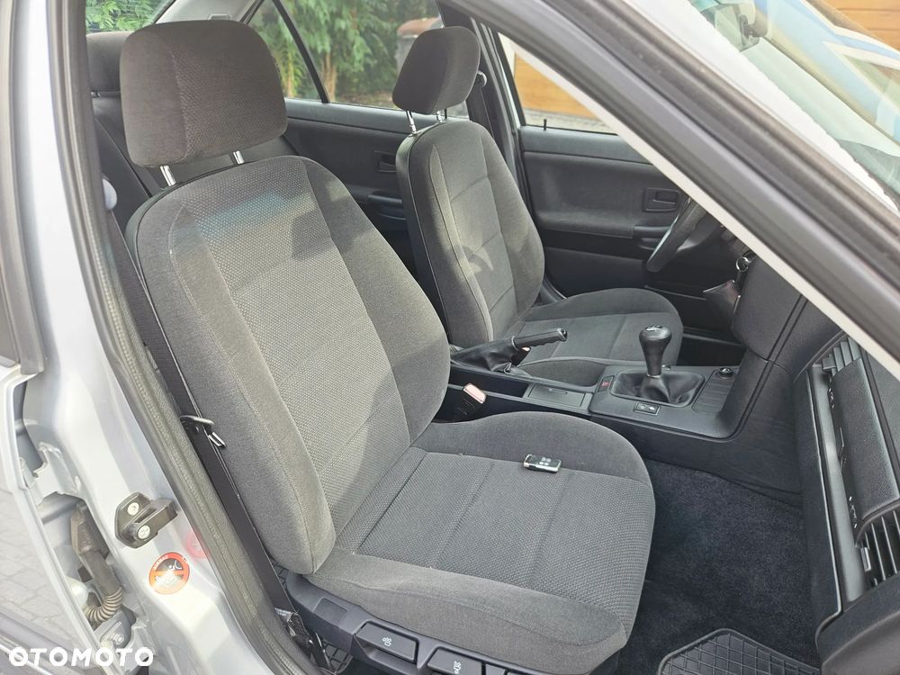 BMW Seria 3 - 18