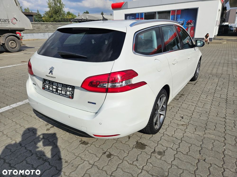 Peugeot 308 BlueHDi FAP 120 Stop&Start Allure - 3