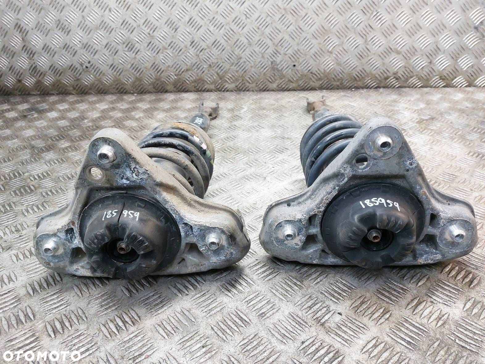 AMORTYZATORY LEWY PRAWY PRZÓD KOMPLET AUDI A4 B6 2.0 20V - 3