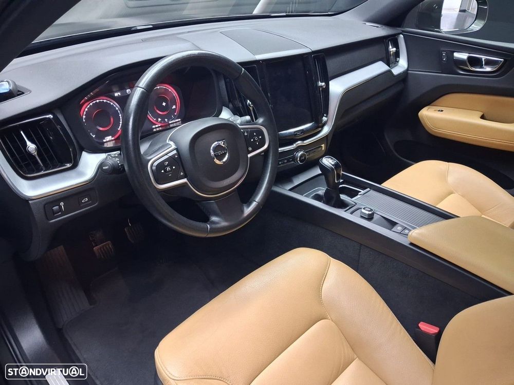 Volvo XC 60 2.0 D3 Inscripton - 10