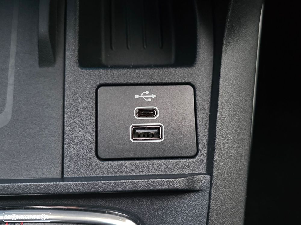 Ford Puma 1.0 EcoBoost MHEV ST-Line Design - 17