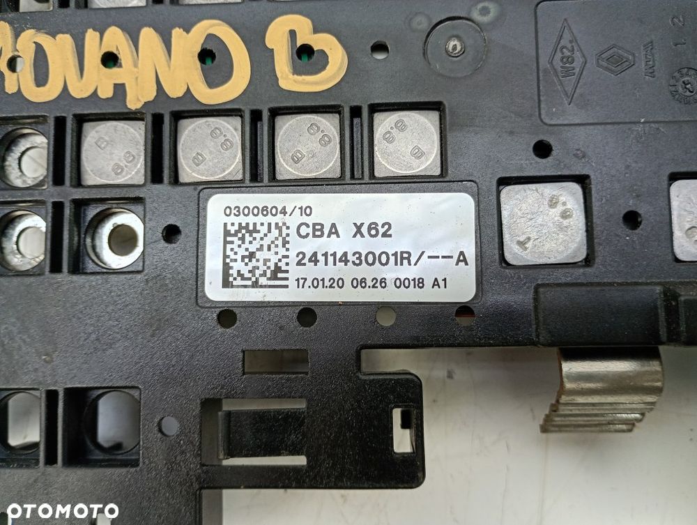klema plusowa skrzynka na akumulator master III movano B nv400 2010-2019 241143001R - 5