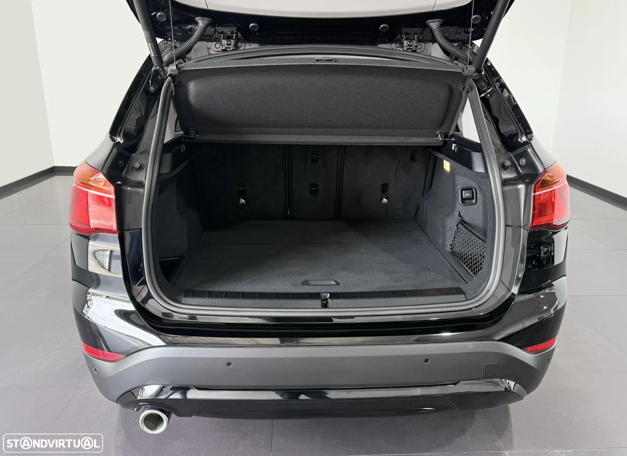 BMW X1 16 d sDrive Advantage - 53