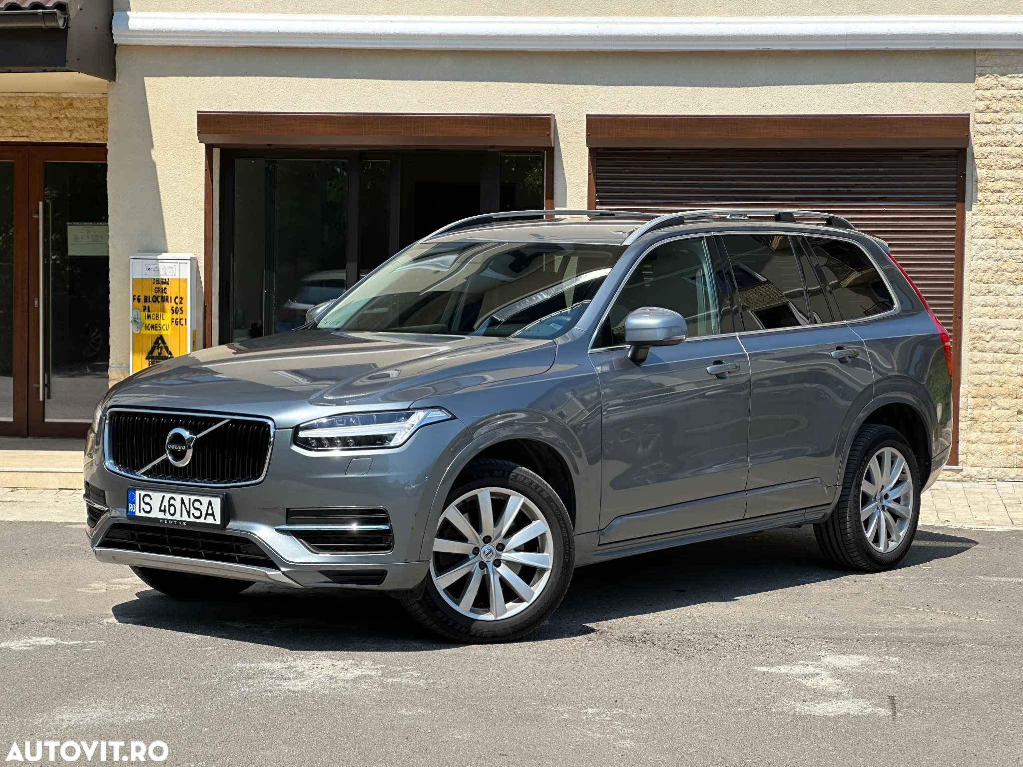 Volvo XC 90 D5 AWD Geartronic Momentum - 5