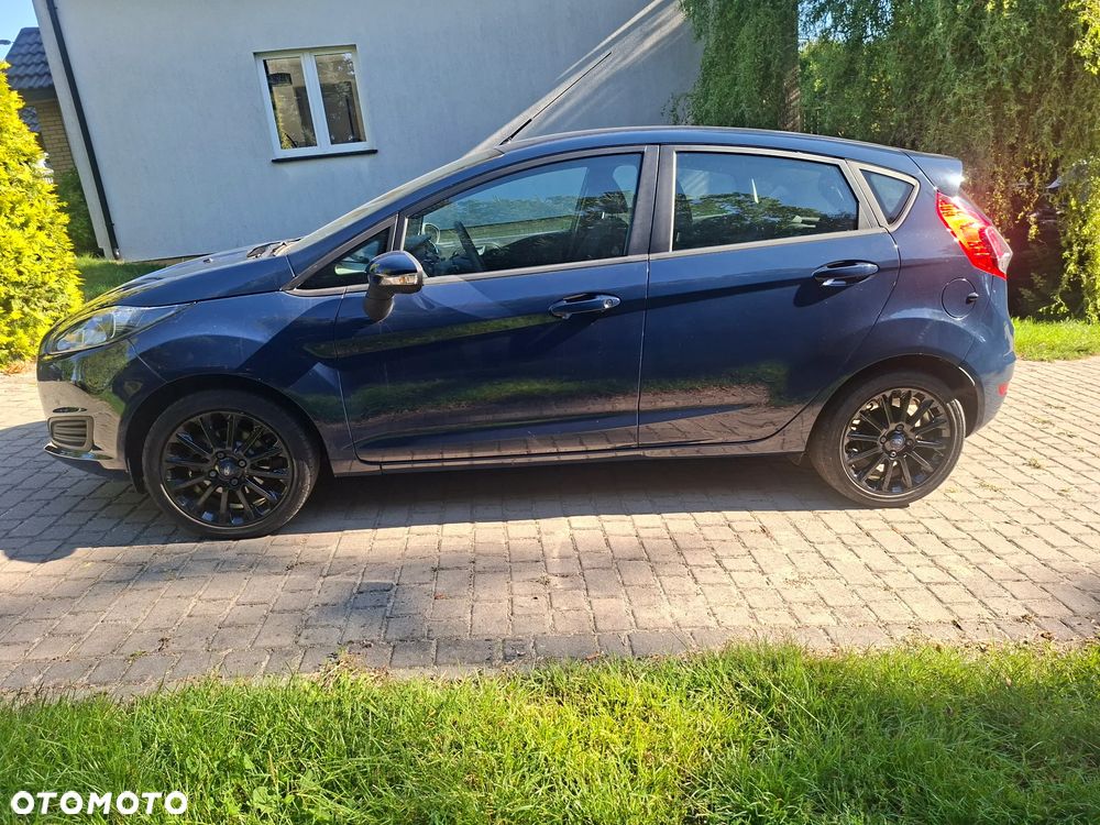 Ford Fiesta - 2