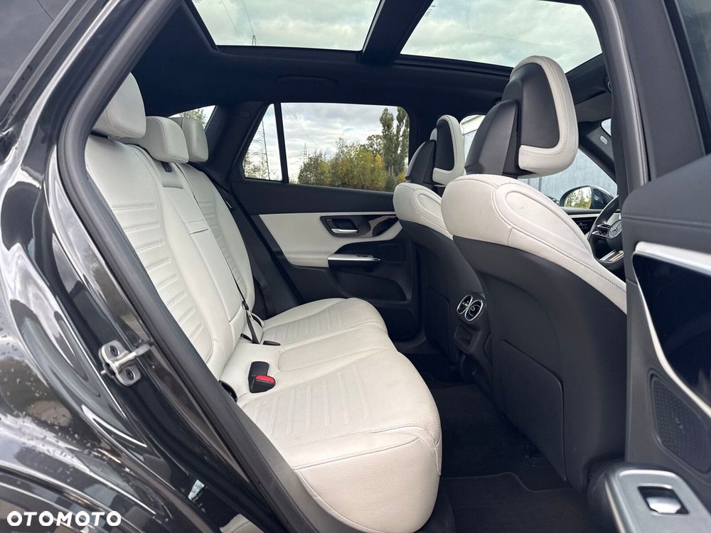 Mercedes-Benz GLC - 18
