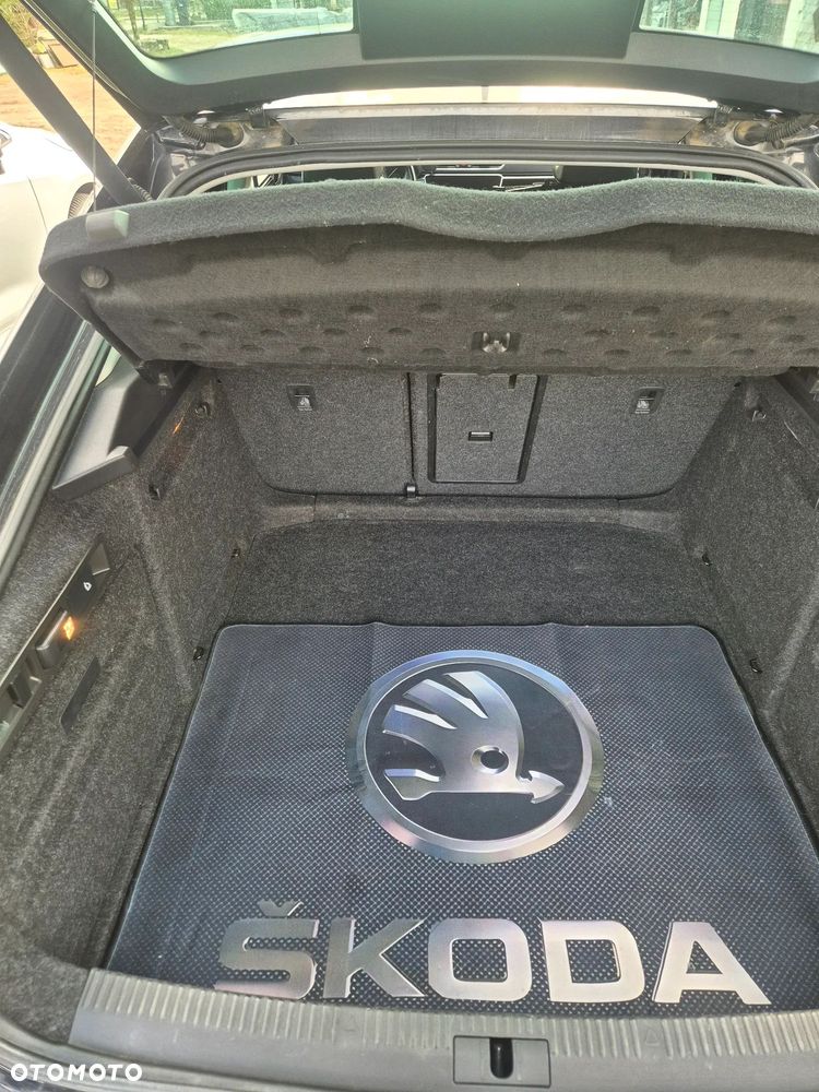 Skoda Superb 2.0 TDI 4x4 L&K DSG - 29