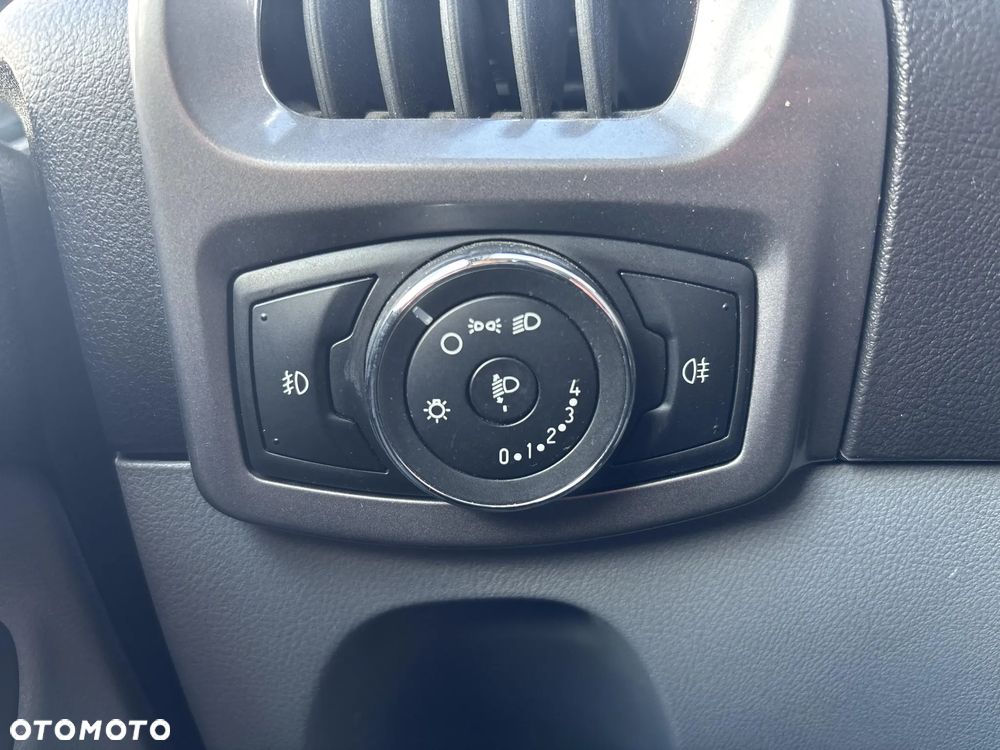 Ford Transit Custom - 32