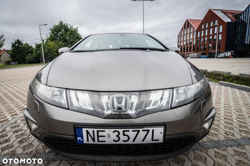 Honda Civic 1.8 Executive - 16