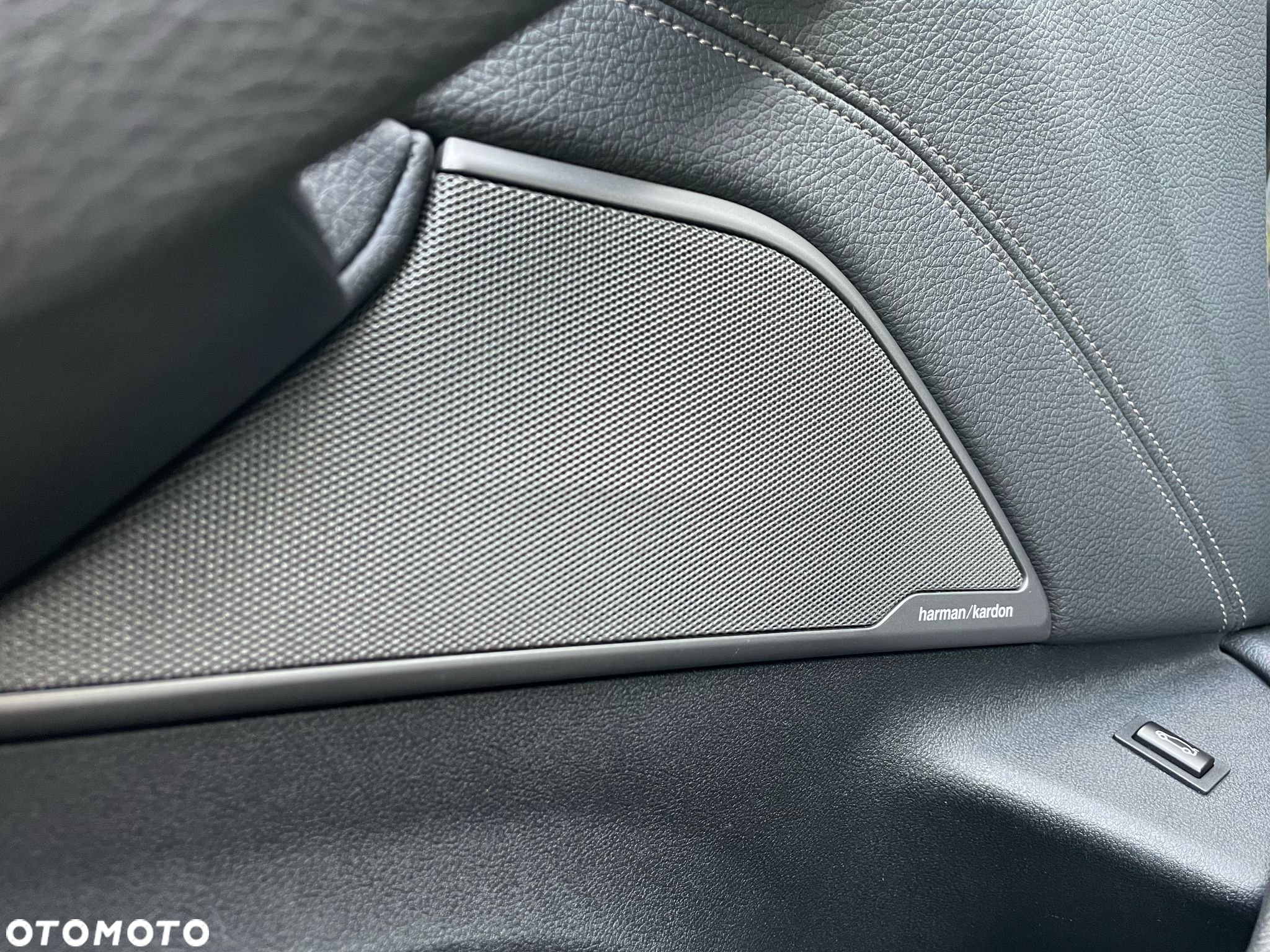 BMW Seria 5 530i xDrive Sport Line sport - 23