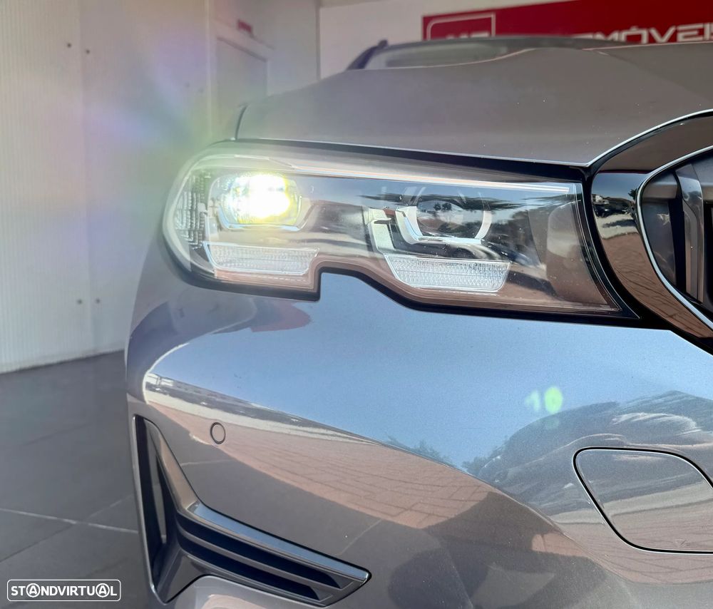 BMW 318 d Aut. Luxury Line - 4