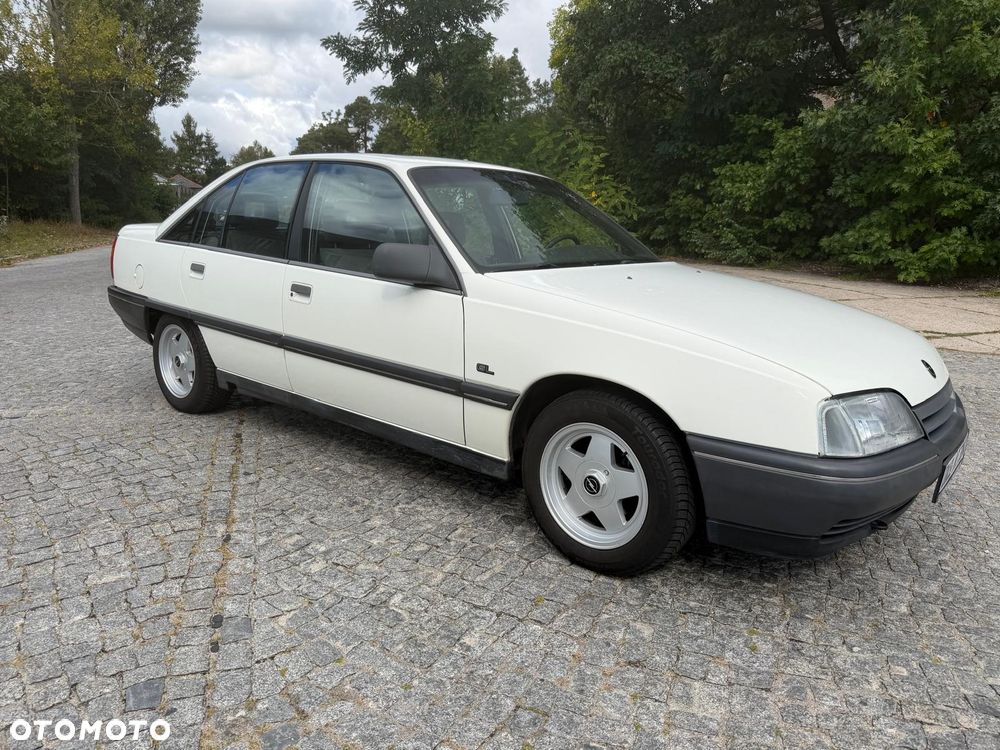 Opel Omega - 2