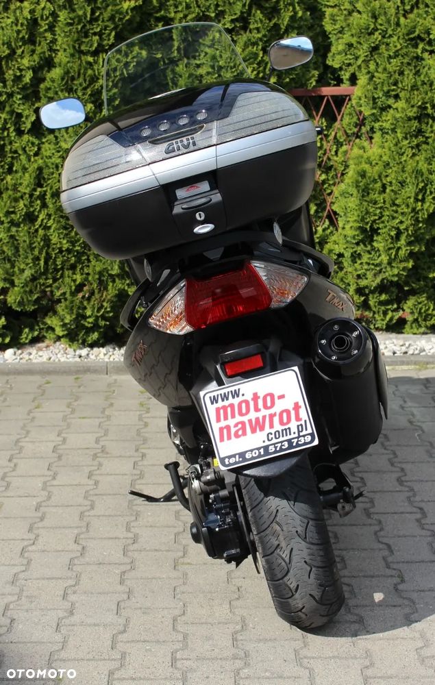 Yamaha Tmax - 10