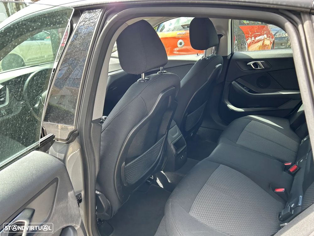 BMW 216 Gran Coupé - 13