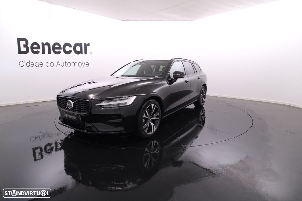 Volvo V60 2.0 B4 Plus Dark Auto - 2