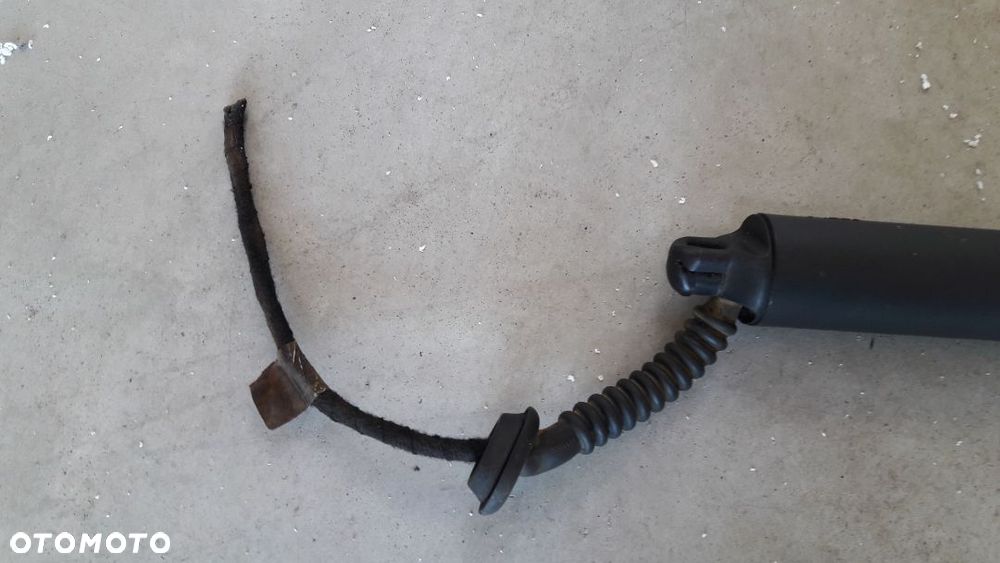 Siłownik Elektryczny Klapy Tylnej Audi A5 F5 Sportback Lewy Prawy 8W8827851A - 4