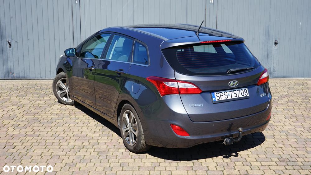Hyundai i30 1.6 CRDi Style - 28