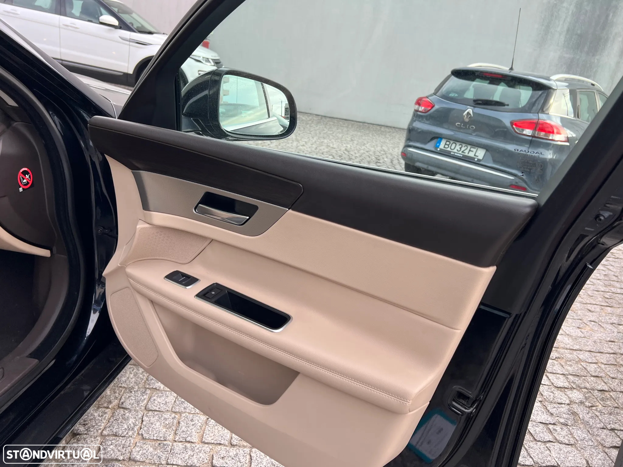 Jaguar XF E-Performance Aut. Prestige - 16