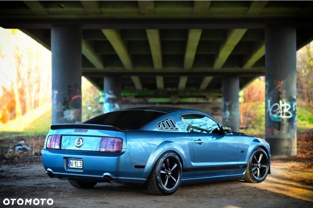 Ford Mustang - 13