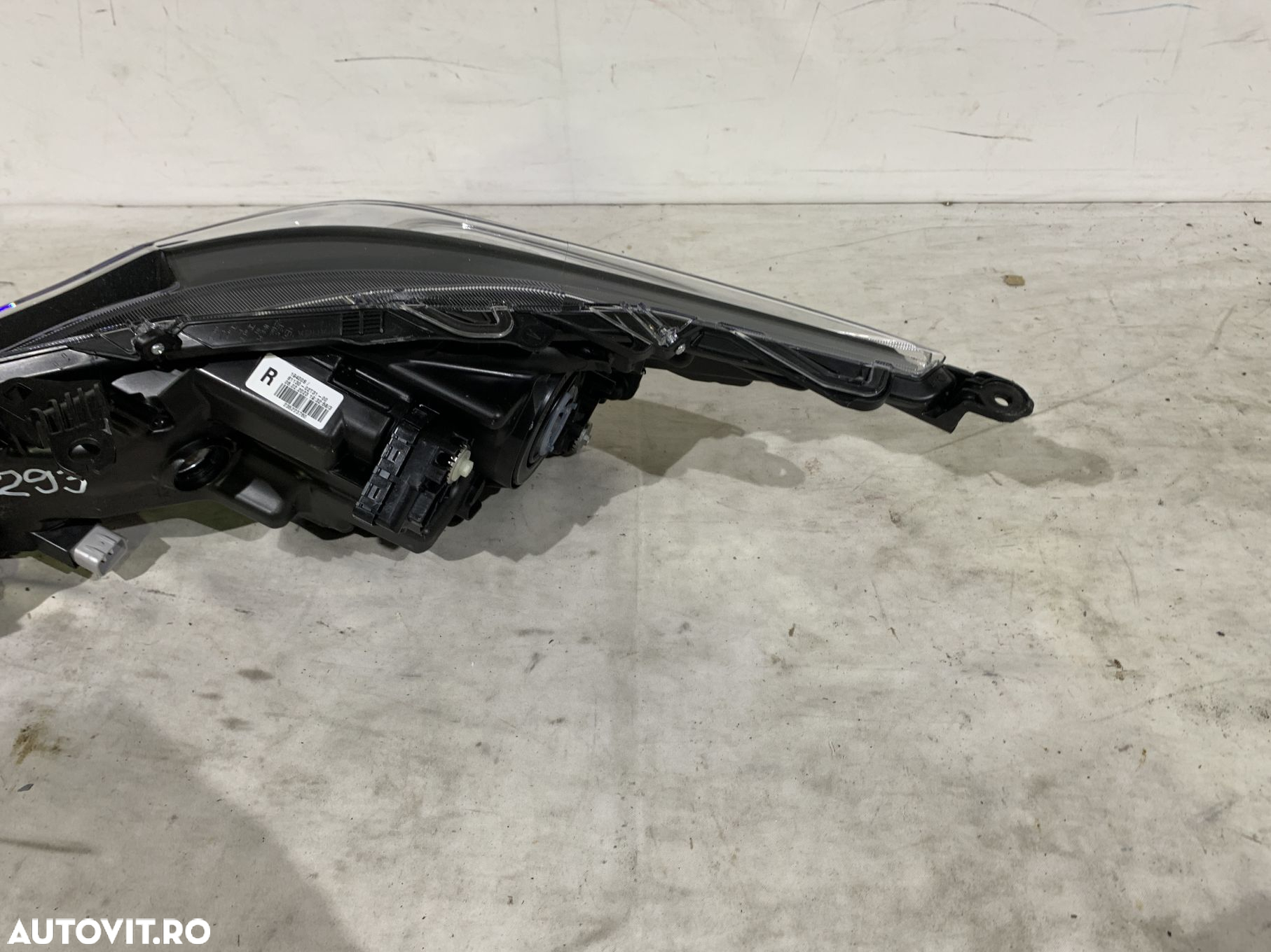 Far dreapta Toyota Corolla, 2019, 2020, 2021, 2022, 2023, cod origine OE 8130-02T31. - 7