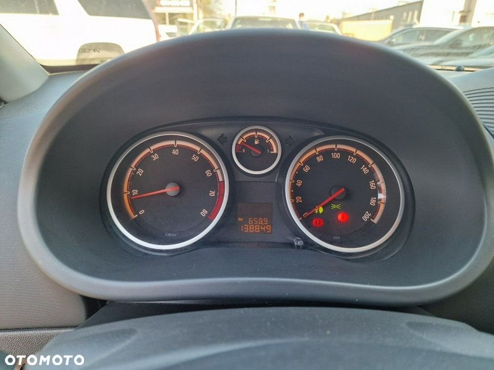 Opel Corsa 1.4 16V Edition - 9