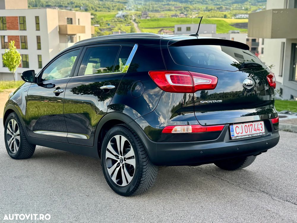 Kia Sportage 2.0 CRDI 4WD Automatik Spirit - 12