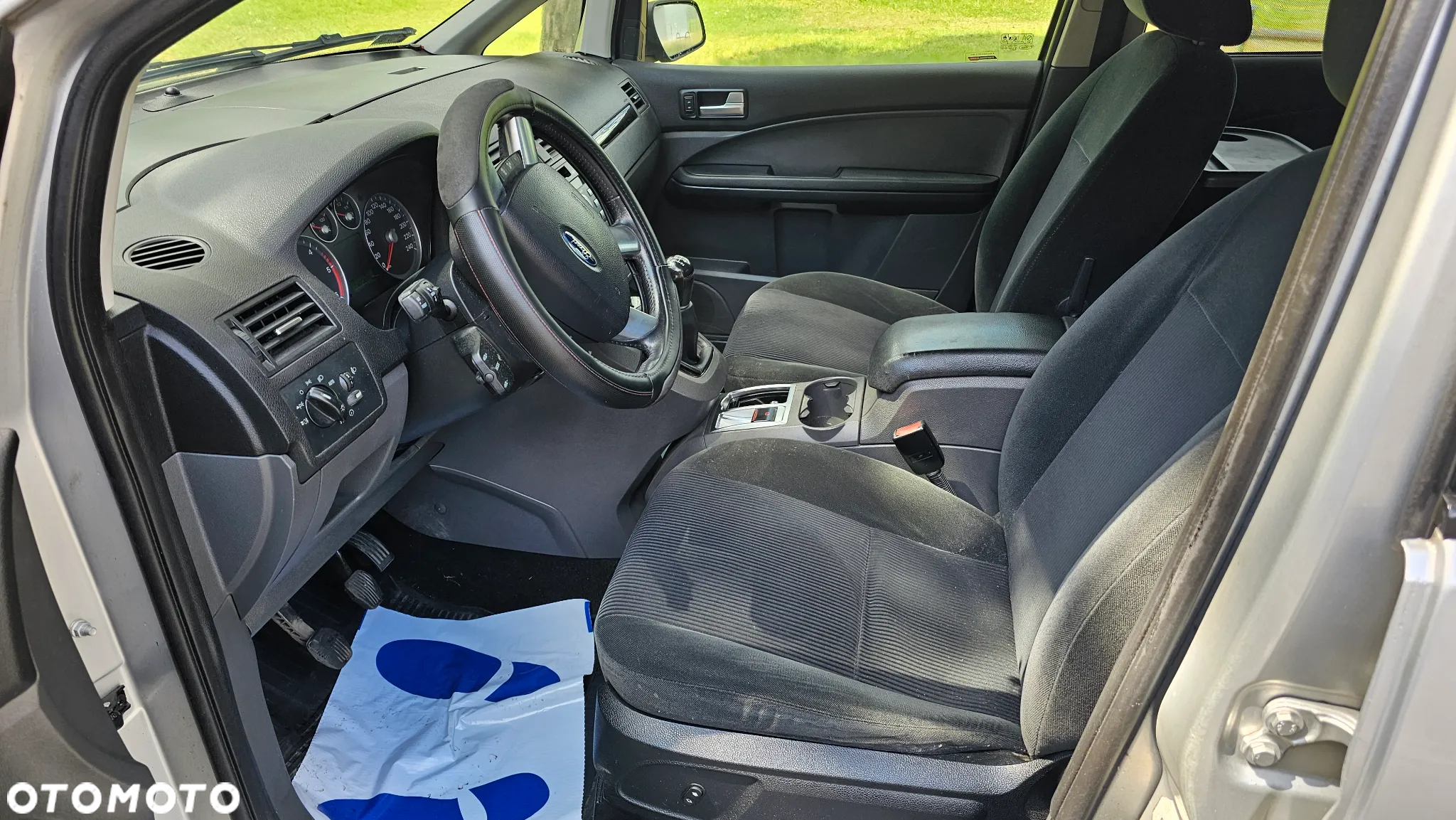 Ford C-MAX - 10
