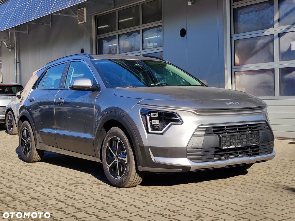 Kia Niro 1.6 GDI Hybrid M - 4